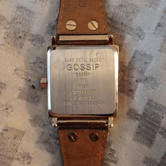 Gossip Watch - Picture 3 of 5